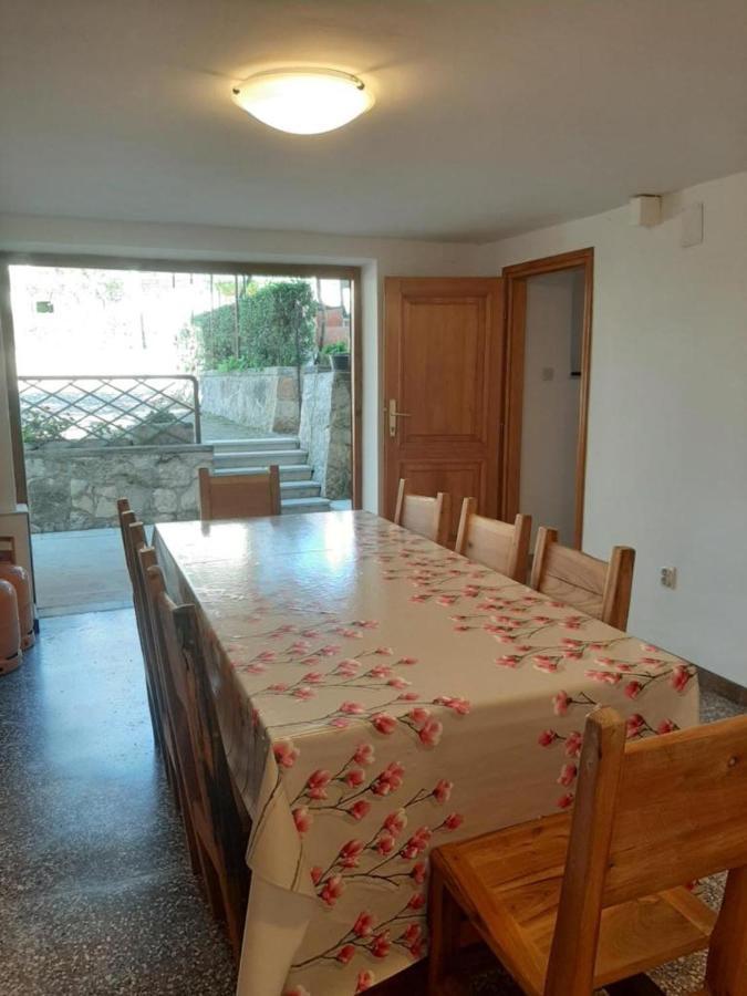 רוביני Rooms And Apartments Robert מראה חיצוני תמונה