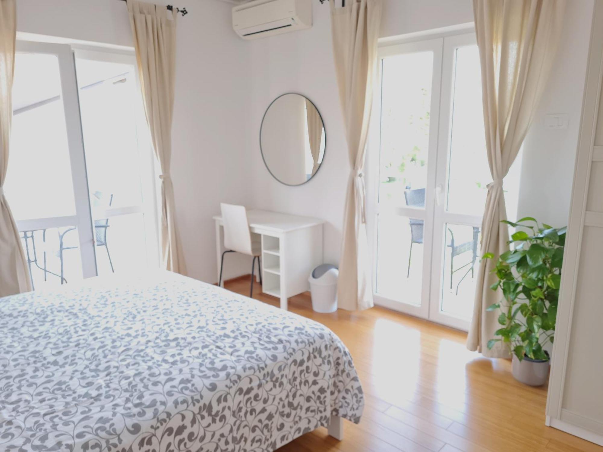 רוביני Rooms And Apartments Robert מראה חיצוני תמונה